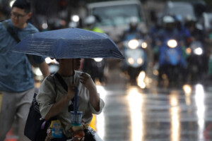 taiwan 3 000 personnes evacuees en raison de larrivee du typhon fung wong