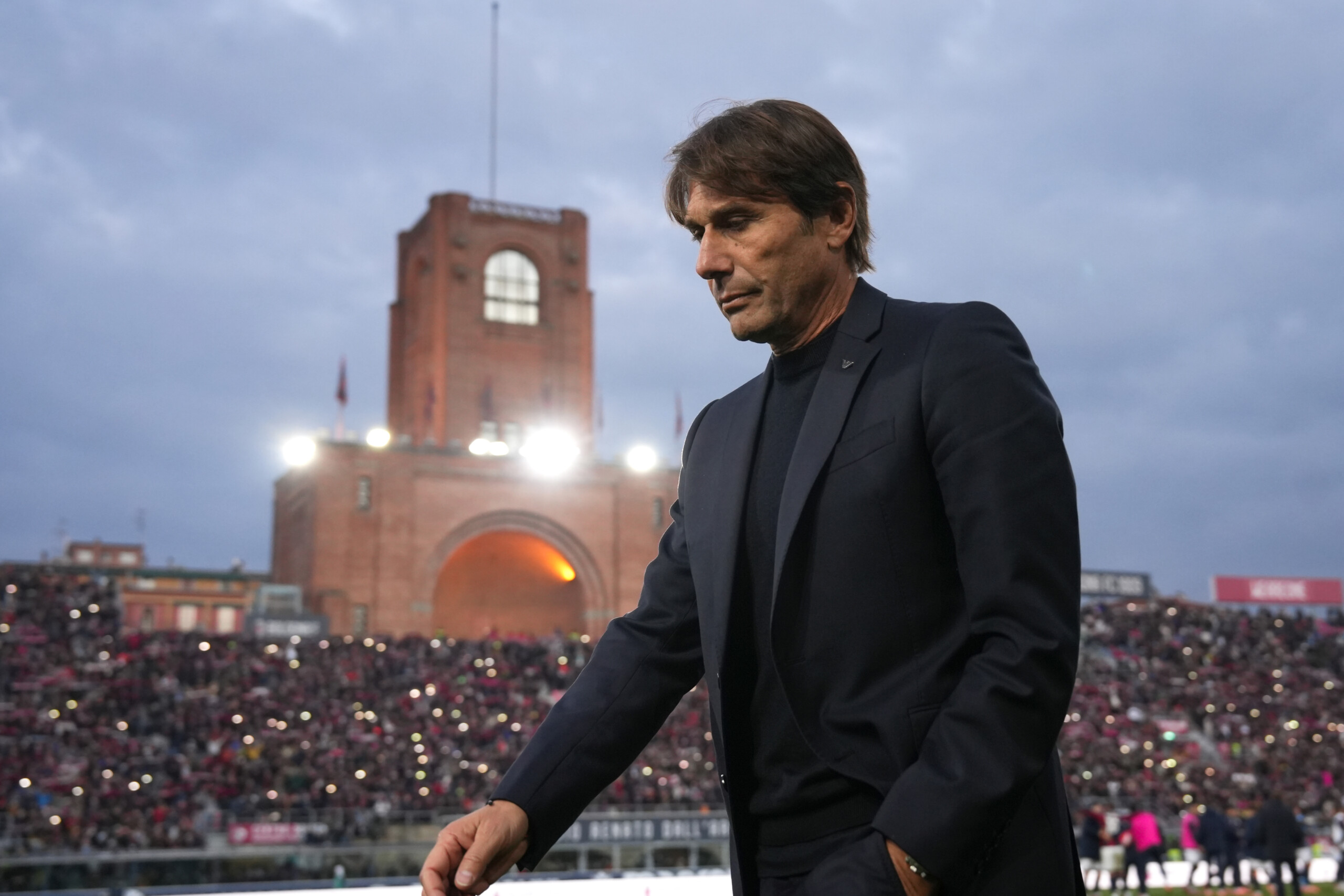 naples conte absent a lentrainement decision convenue avec le club scaled