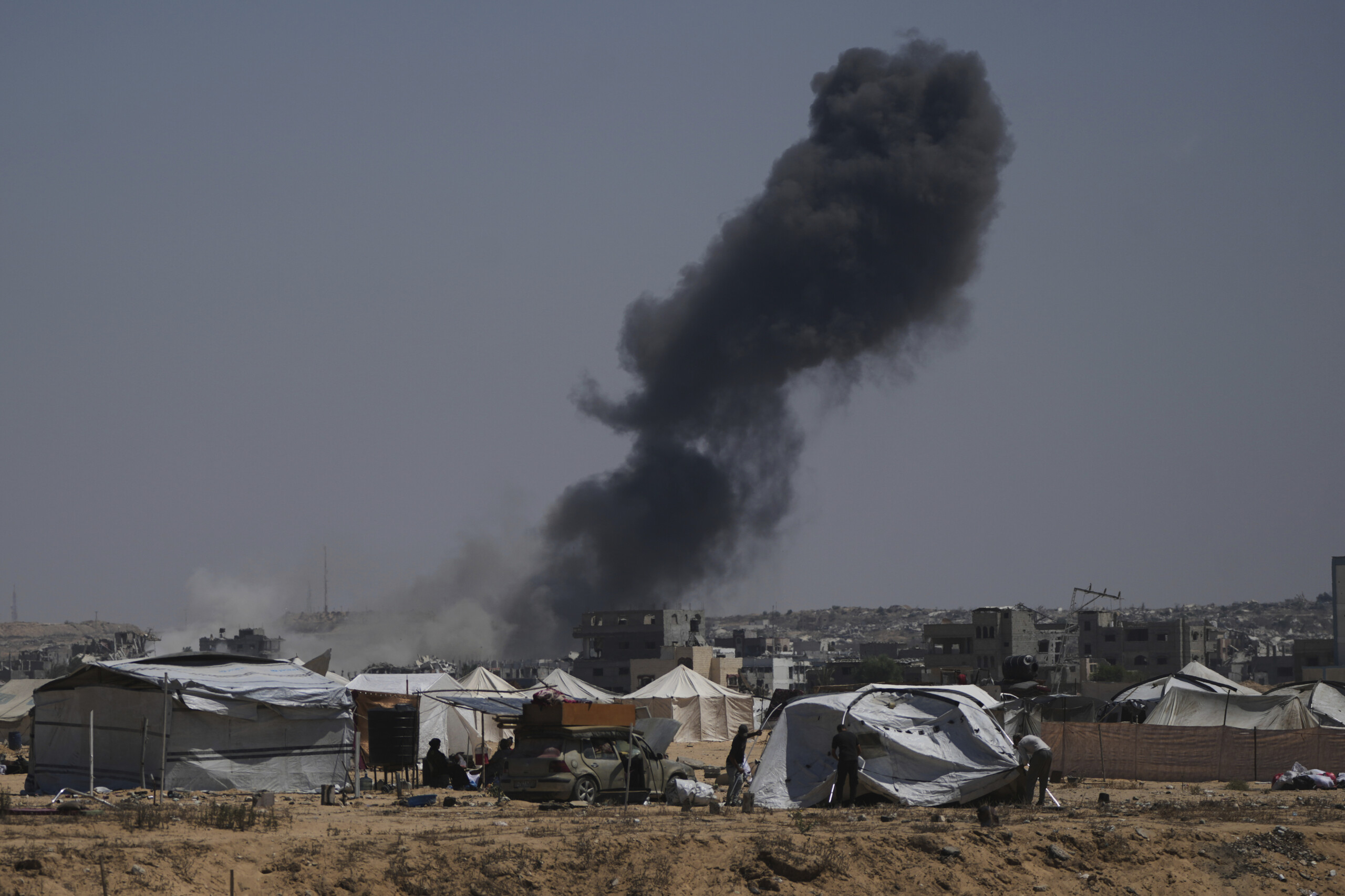 raids de larmee israelienne sur khan younis et beit lahia a gaza scaled