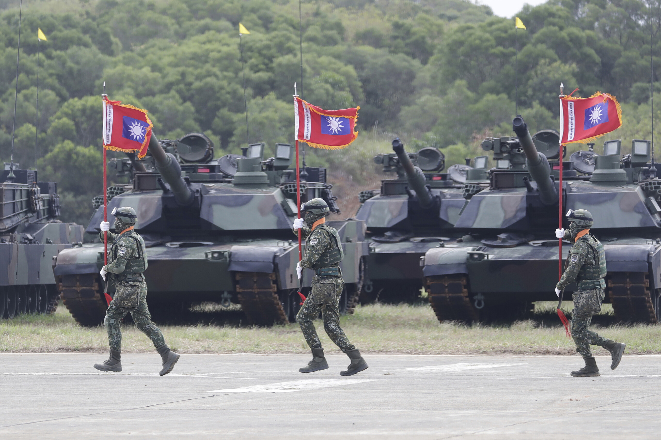 taiwan les etats unis approuvent la vente darmes taipei remercie trump scaled