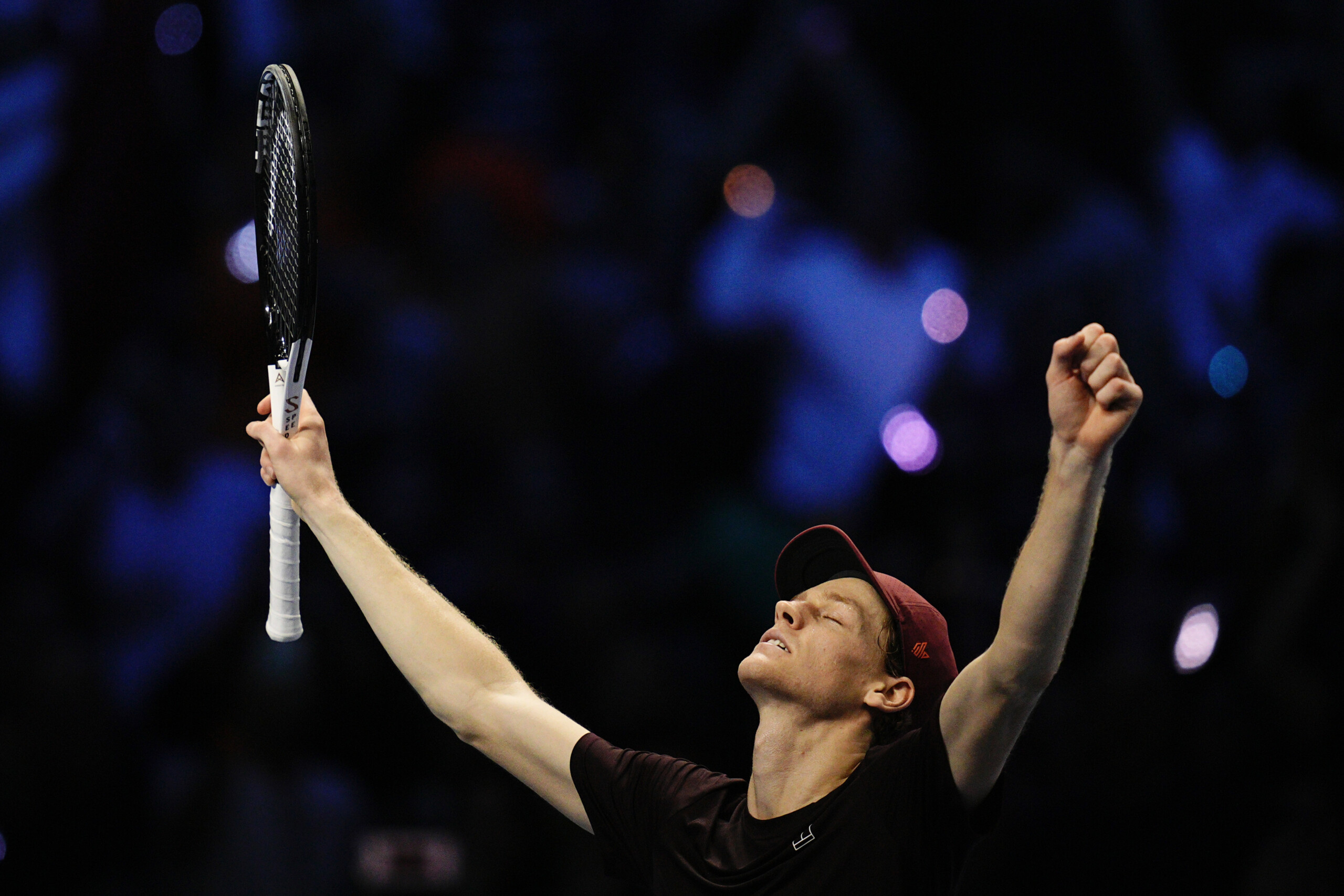 ATP Finals : Sinner triomphe en finale, Alcaraz battu en deux sets 1 atp finals sinner triomphe en finale alcaraz battu en deux sets scaled