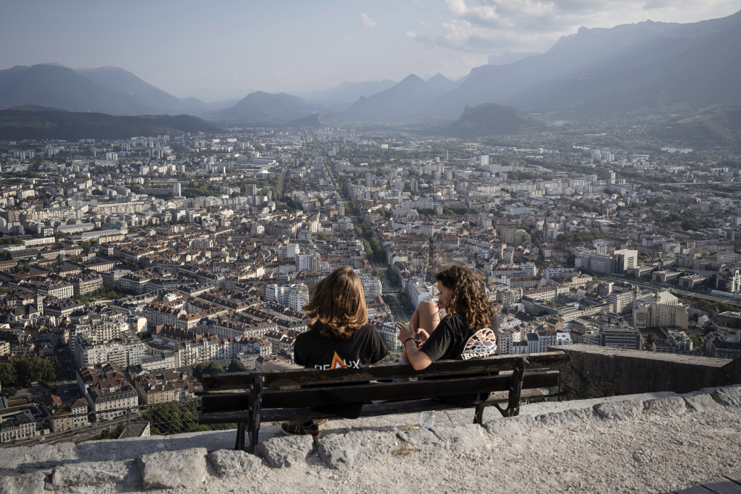 France : un adolescent de 12 ans grièvement blessé par balle à Grenoble 1 france un adolescent de 12 ans grievement blesse par balle a grenoble scaled