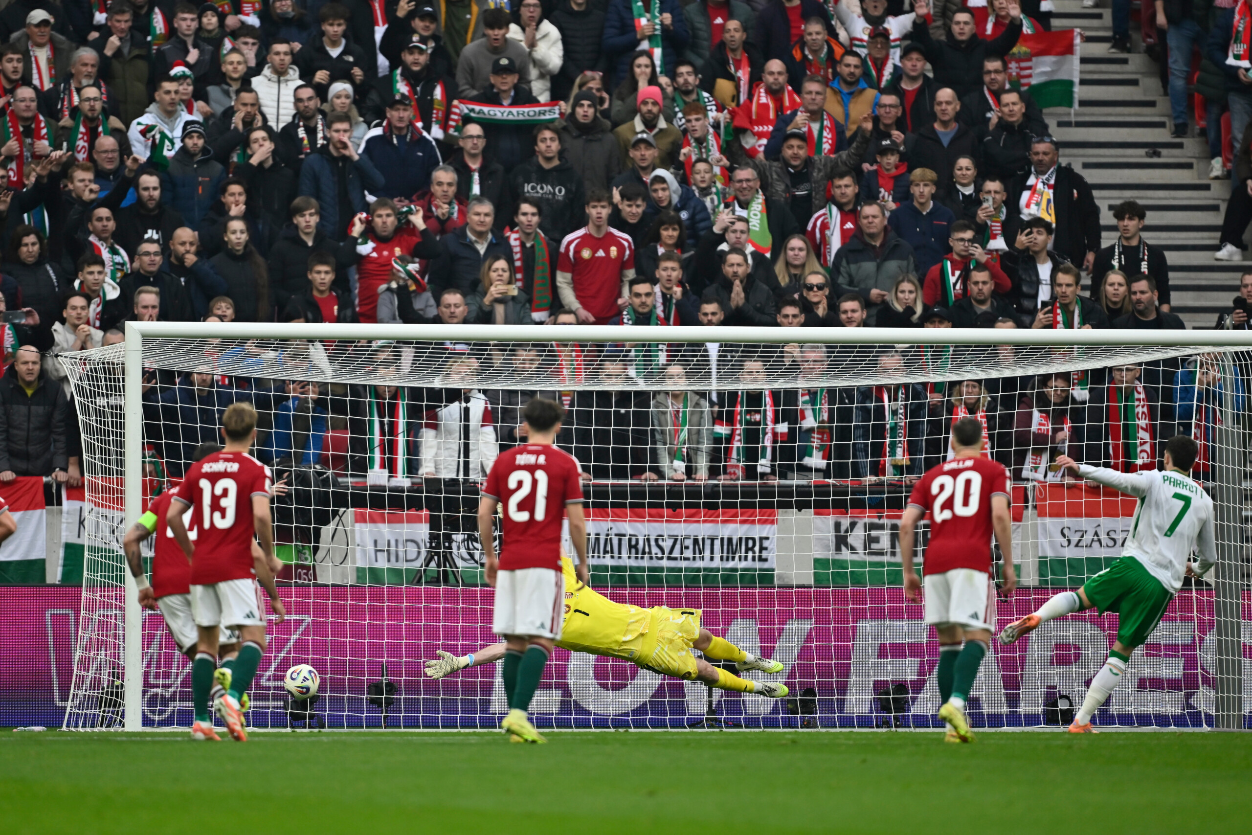 Qualifications pour la Coupe du Monde : l’Irlande s’impose en Hongrie et accède aux barrages 1 qualifications pour la coupe du monde lirlande simpose en hongrie et accede aux barrages scaled