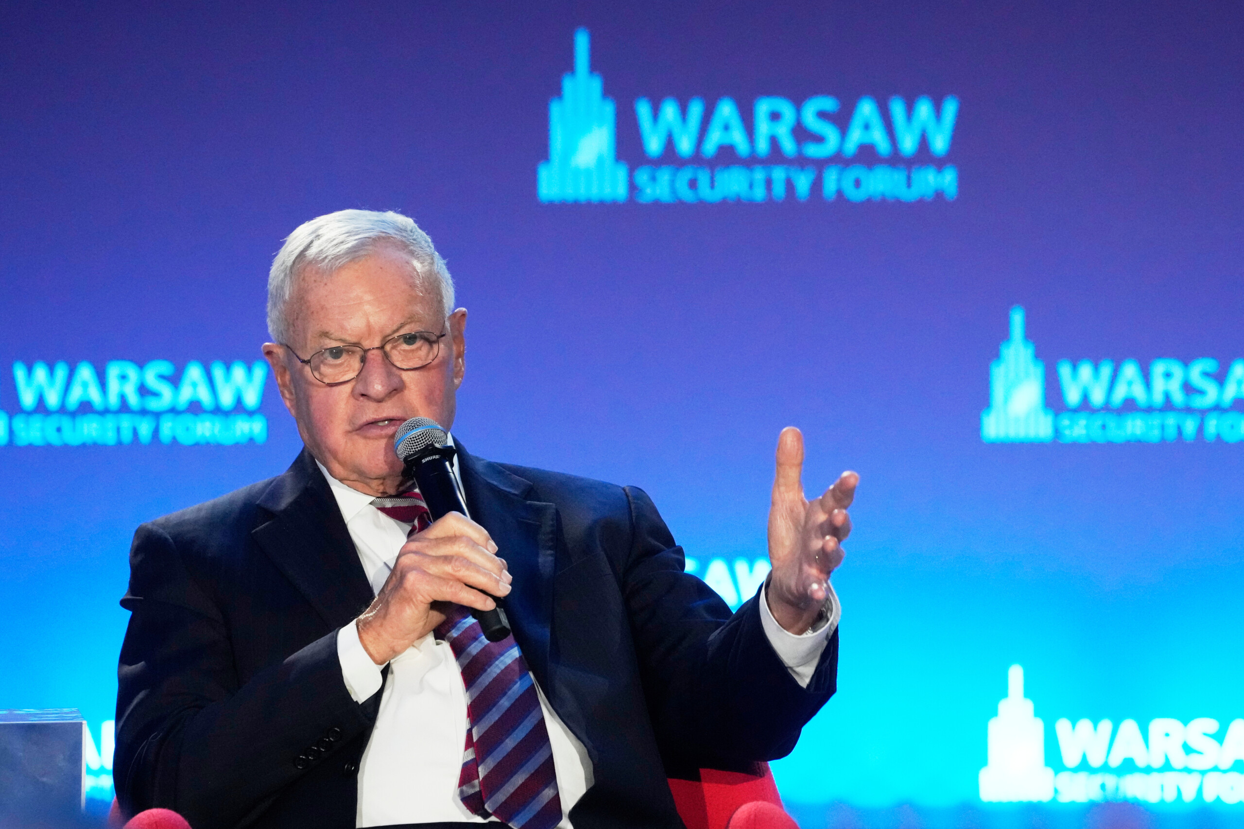 Ukraine, Kellogg : "Zelensky pourrait se rendre aux États-Unis pour discuter du plan" 1 ukraine kellogg zelensky pourrait se rendre aux etats unis pour discuter du plan scaled