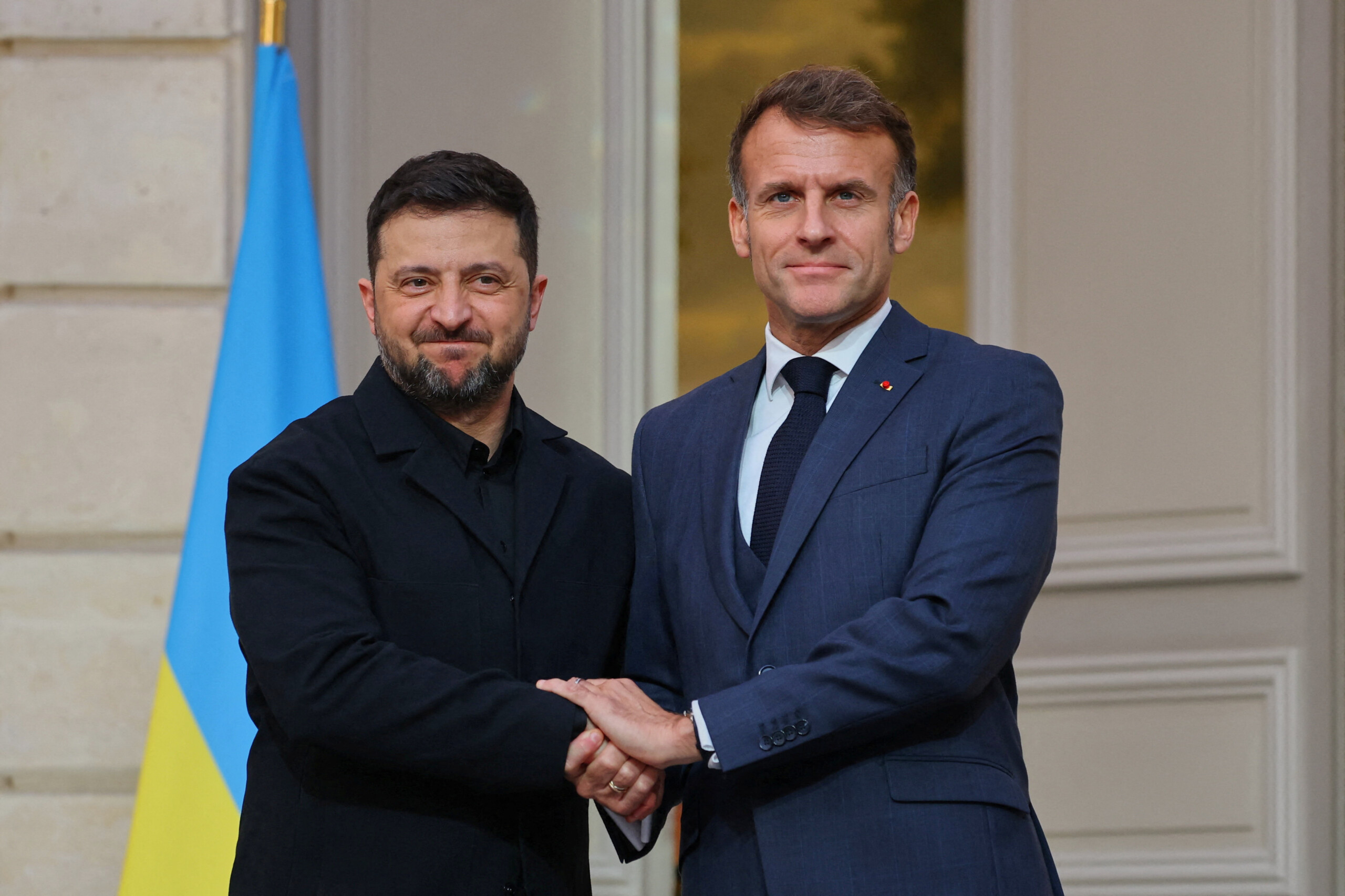 ukraine zelensky entend macron et espere une paix et une securite fiables pour leurope scaled