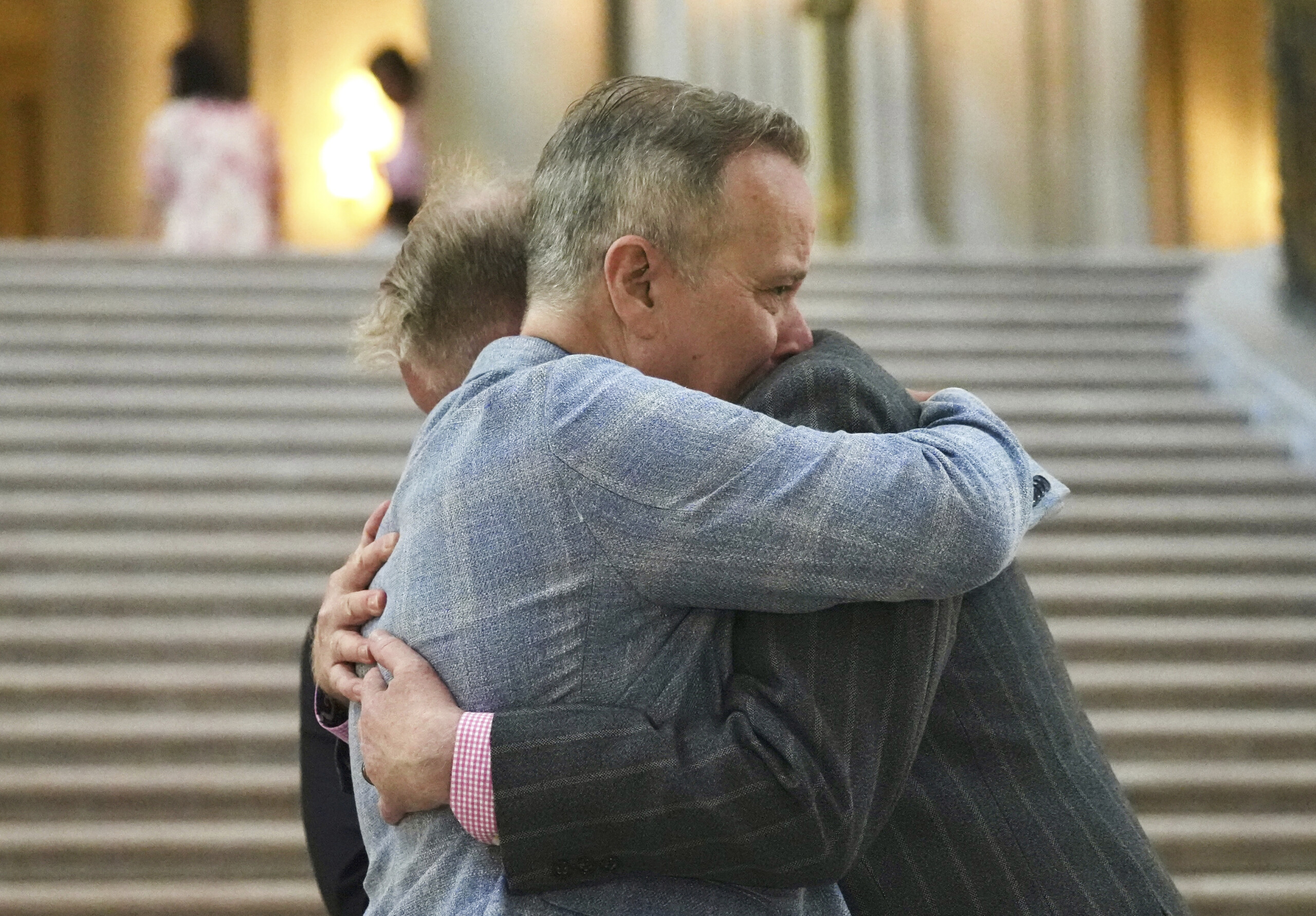 Droits, Cour de l’UE : « Le mariage entre personnes de même sexe conclu dans un autre État doit être reconnu » 1 droits cour de lue le mariage entre personnes de meme sexe conclu dans un autre etat doit etre reconnu scaled