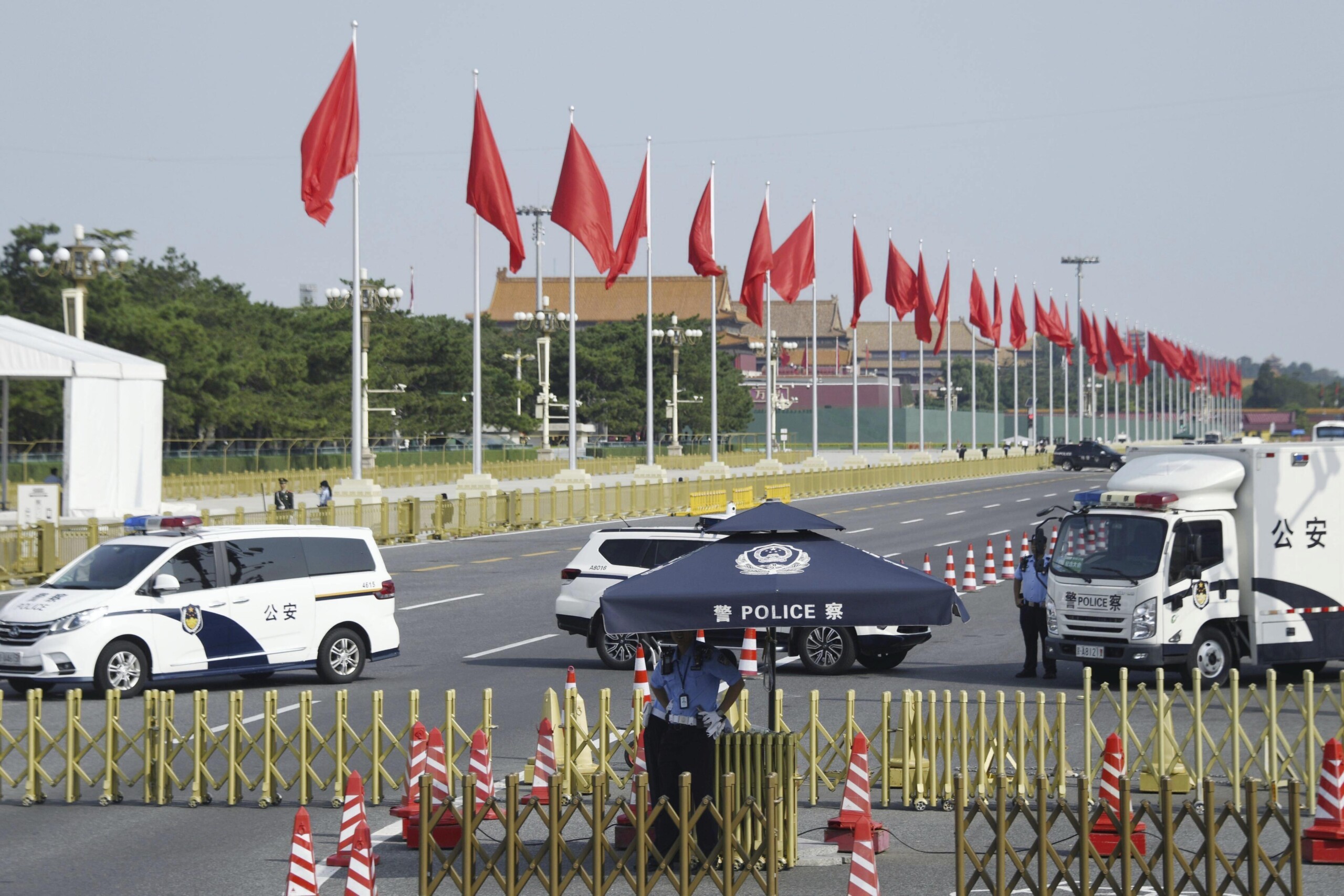 Chine : un train percute des ouvriers à Kunming, faisant 11 morts et 2 blessés 1 chine un train percute des ouvriers a kunming faisant 11 morts et 2 blesses scaled