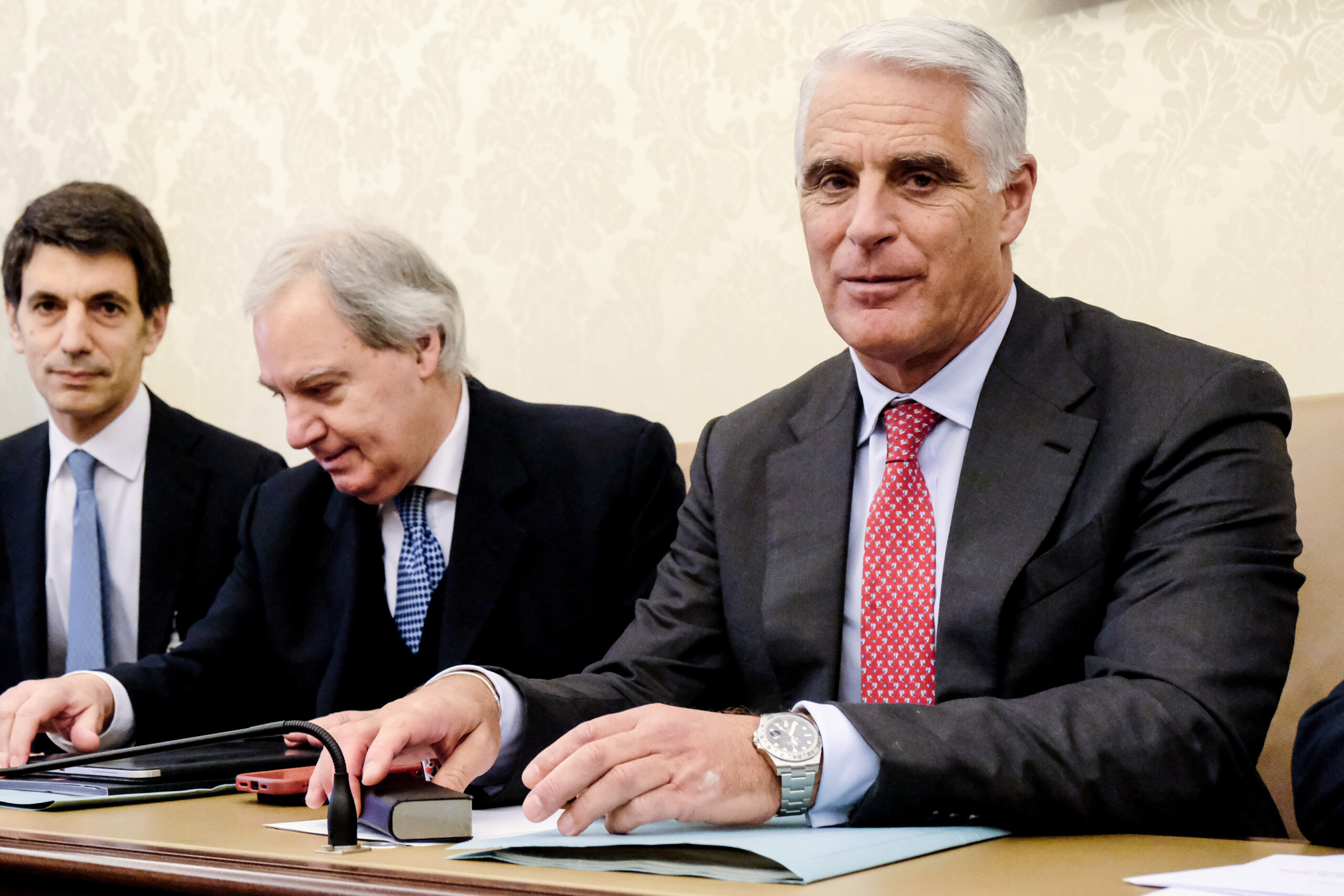 unicredit orcel recours devant le conseil detat pour lever les incertitudes sur les operations scaled