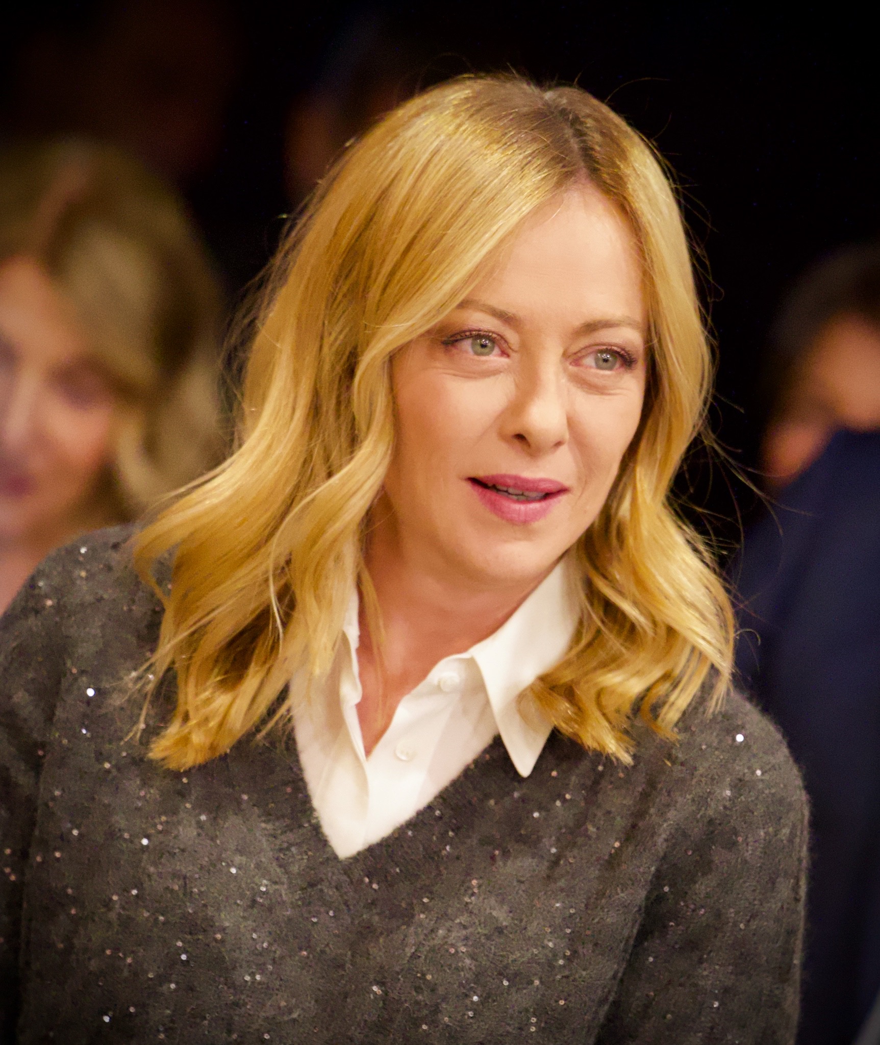 milan cortina vendredi meloni assistera a la ceremonie de depart de la flamme olympique