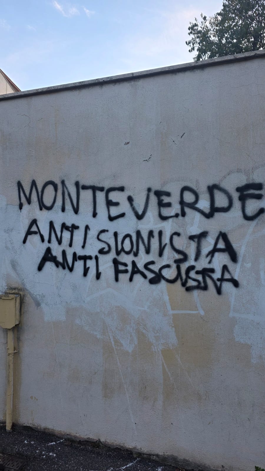 rome synagogue vandalisee a monteverde fadlun nous demandons une intervention forte du gouvernement