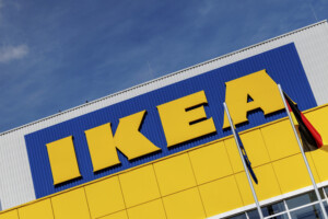 ikea les syndicats appellent a une greve nationale le 5 decembre