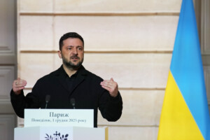 ukraine zelensky les avoirs russes geles doivent etre transferes a kyiv