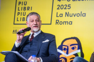 gouvernement giuli solidarite avec meloni menaces graves et inacceptables