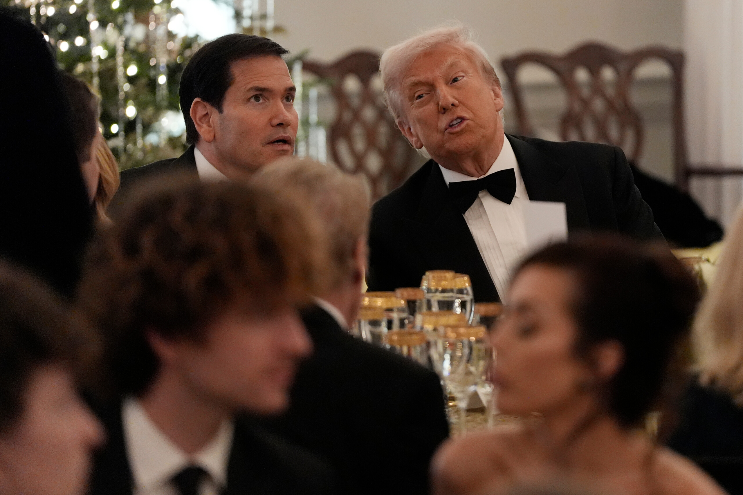 ukraine trump quelque peu decu par zelensky il nest pas pret a signer la proposition de paix scaled