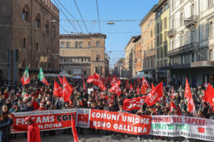 greve cgil participation a 68 un demi million de personnes dans la rue