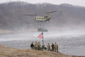etats unis attaque contre des bateaux de trafiquants de drogue dans le pacifique 8 morts
