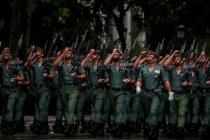 ukraine sources a madrid sans paix nous nenvisageons pas lenvoi de troupes