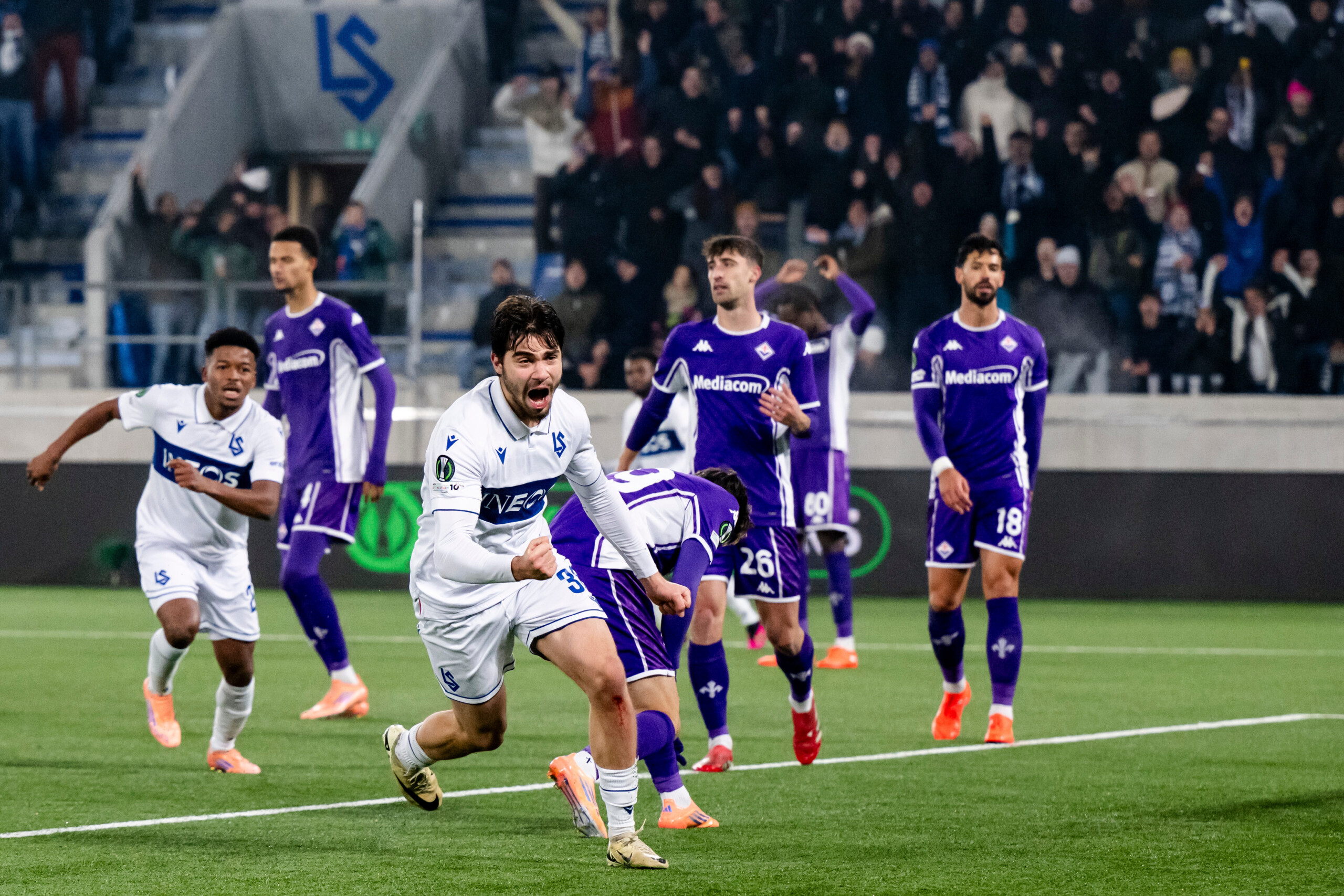 Conference League, Lausanne-Fiorentina 1-0 1 conference league lausanne fiorentina 1 0 scaled