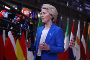 ukraine von der leyen aujourdhui le sommet europeen doit choisir entre actifs et dette