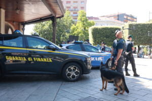 manoeuvre budgetaire report de laugmentation de lage de la retraite pour les forces de lordre trois mois sur trois ans a partir de 2028