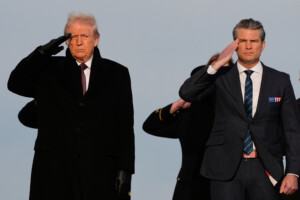 etats unis message de trump a 22h30 avec les secretaires a la guerre et a la marine