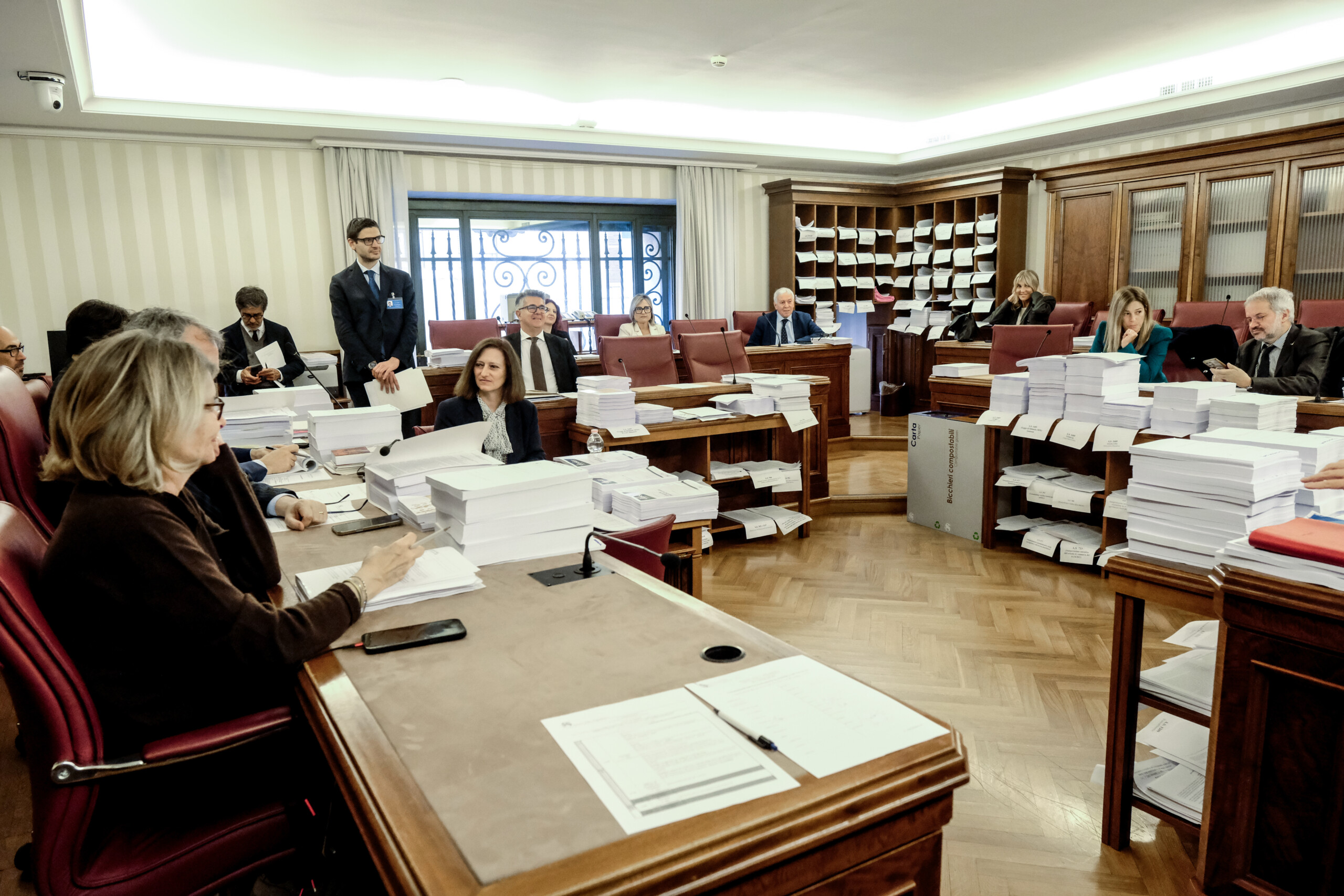 manoeuvre budgetaire apparition dun arret des arrieres dans les affaires de travailleurs sous payes scaled