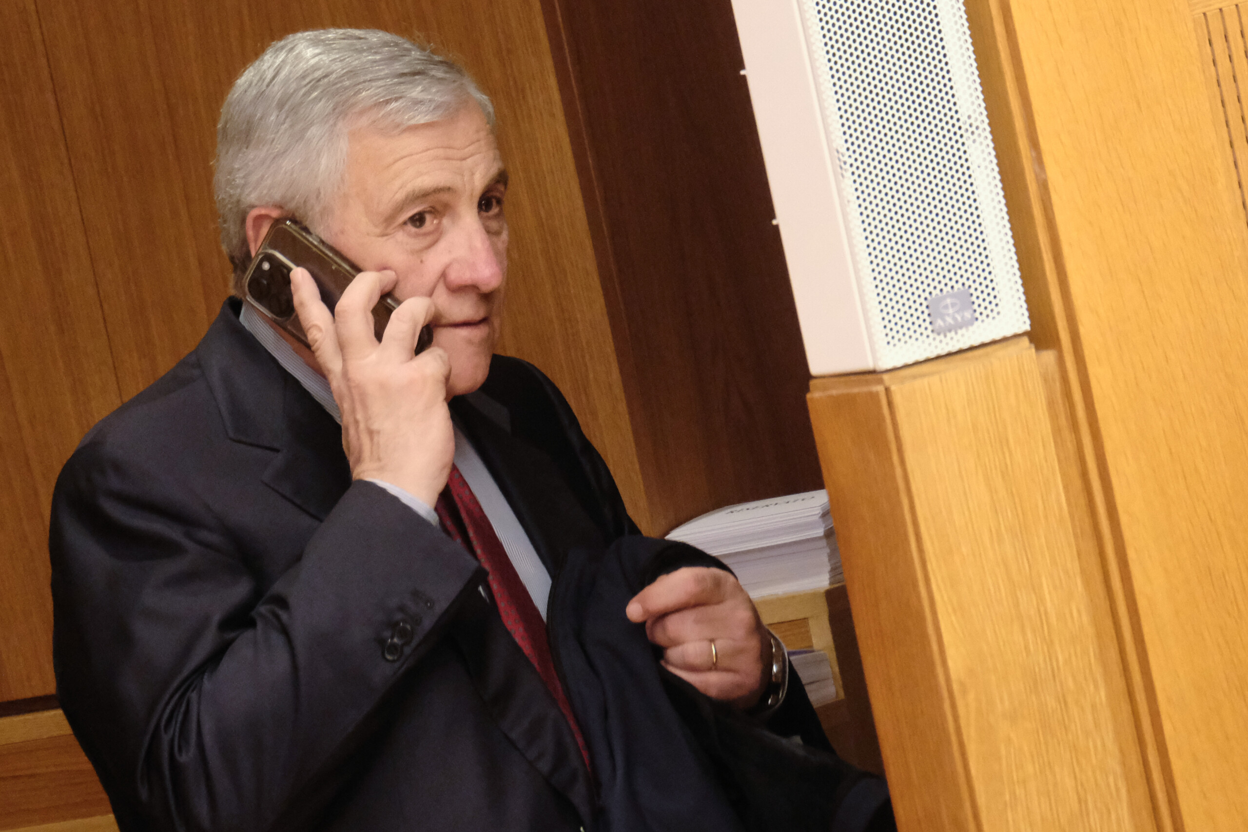 manoeuvre tajani elle va dans la bonne direction les agitations sont normales scaled