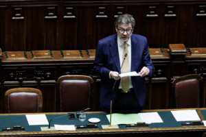 manoeuvre giorgetti lensemble du gouvernement soutient la ligne adoptee il y a trois ans