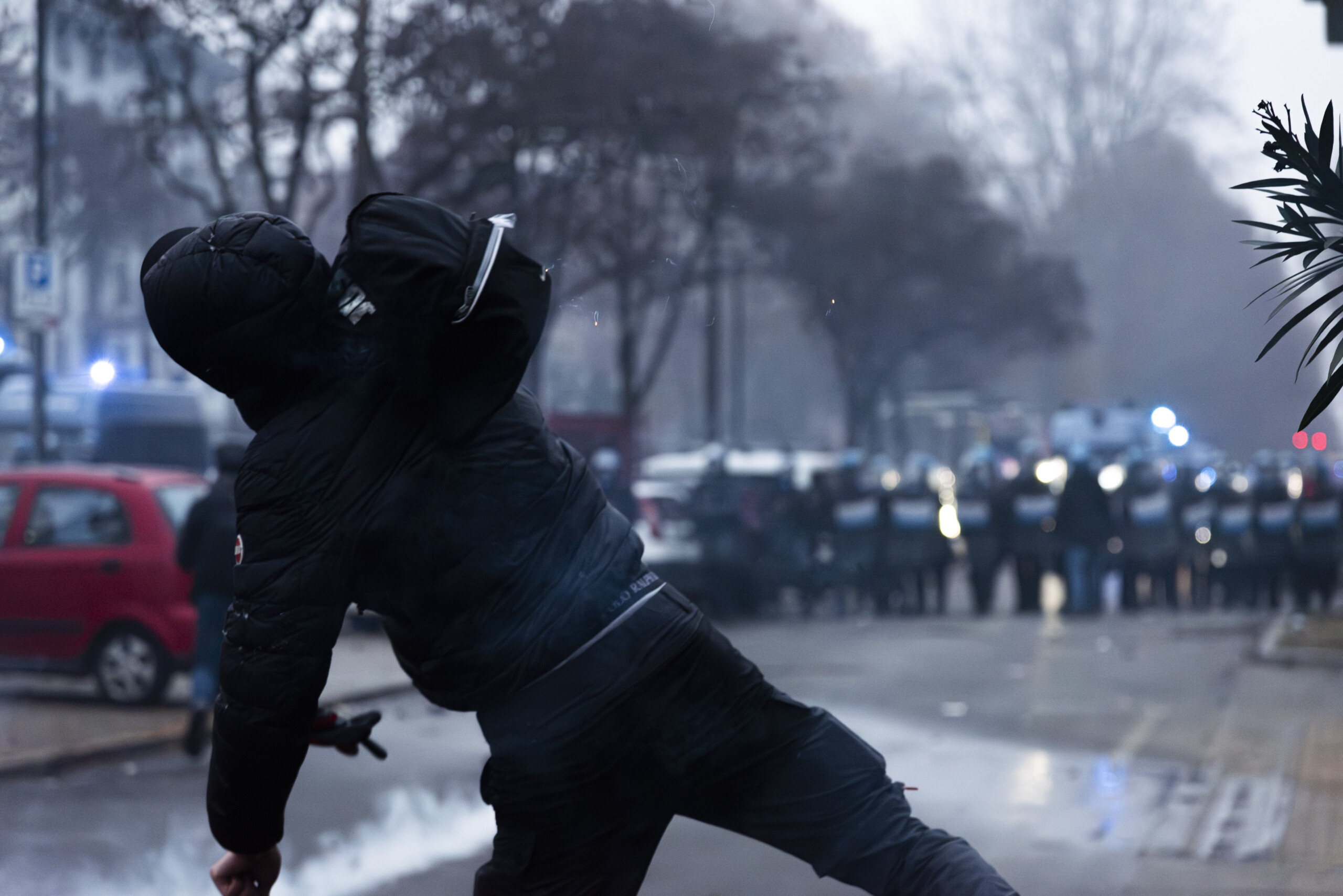 turin 30 personnes identifiees par la police pour des affrontements lors de la manifestation askatasuna mil scaled
