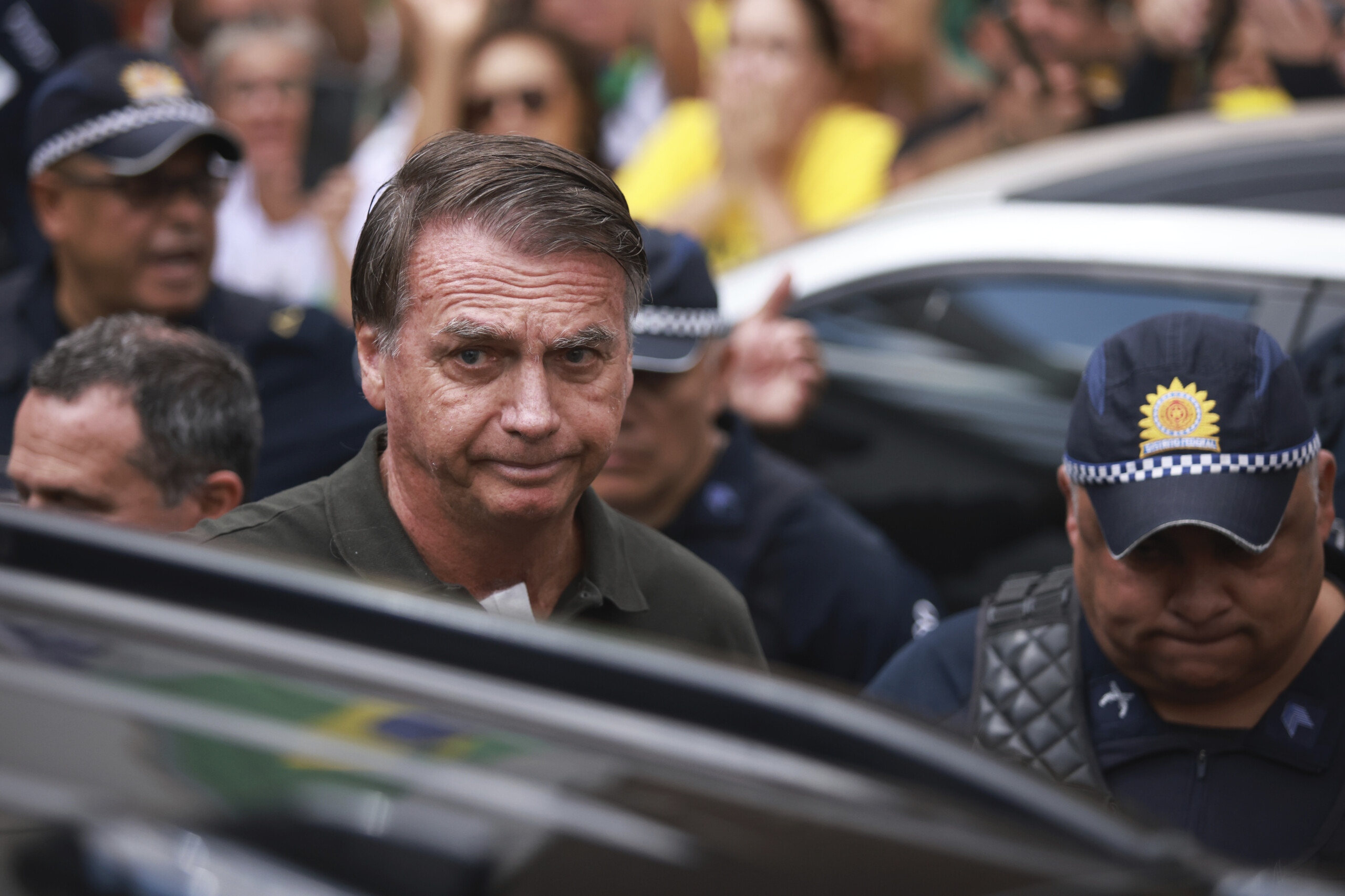 bresil lintervention chirurgicale de bolsonaro est terminee scaled