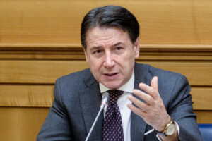 projet de loi de la cour des comptes conte cest un nouveau pas vers une republique de limpunite