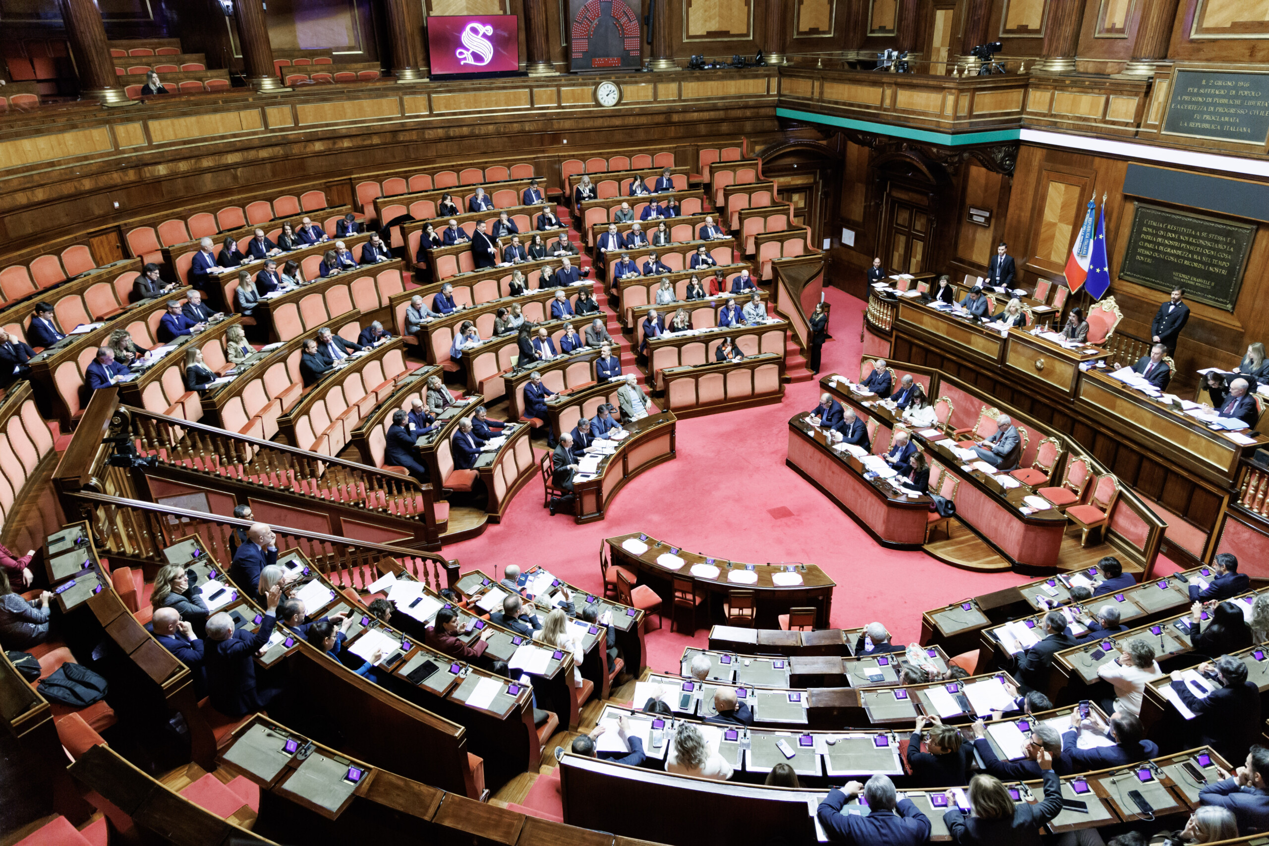 projet de loi de la cour des comptes feu vert du senat a la reforme avec 93 voix pour cest desormais une loi scaled