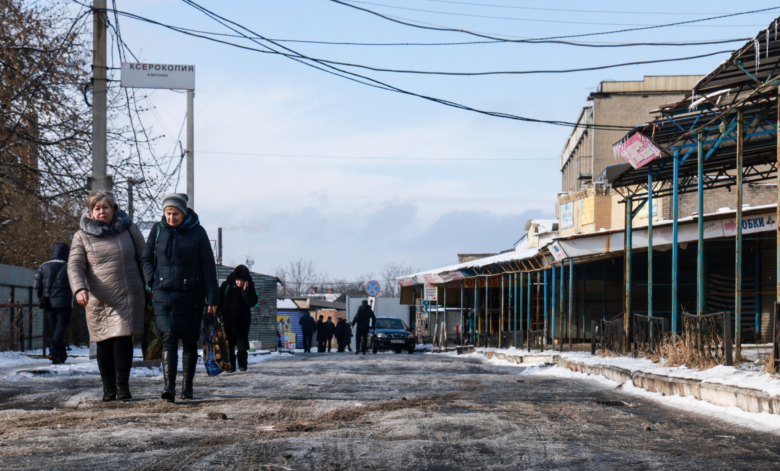 ukraine zelensky 85 de la population est opposee au retrait du donbass scaled