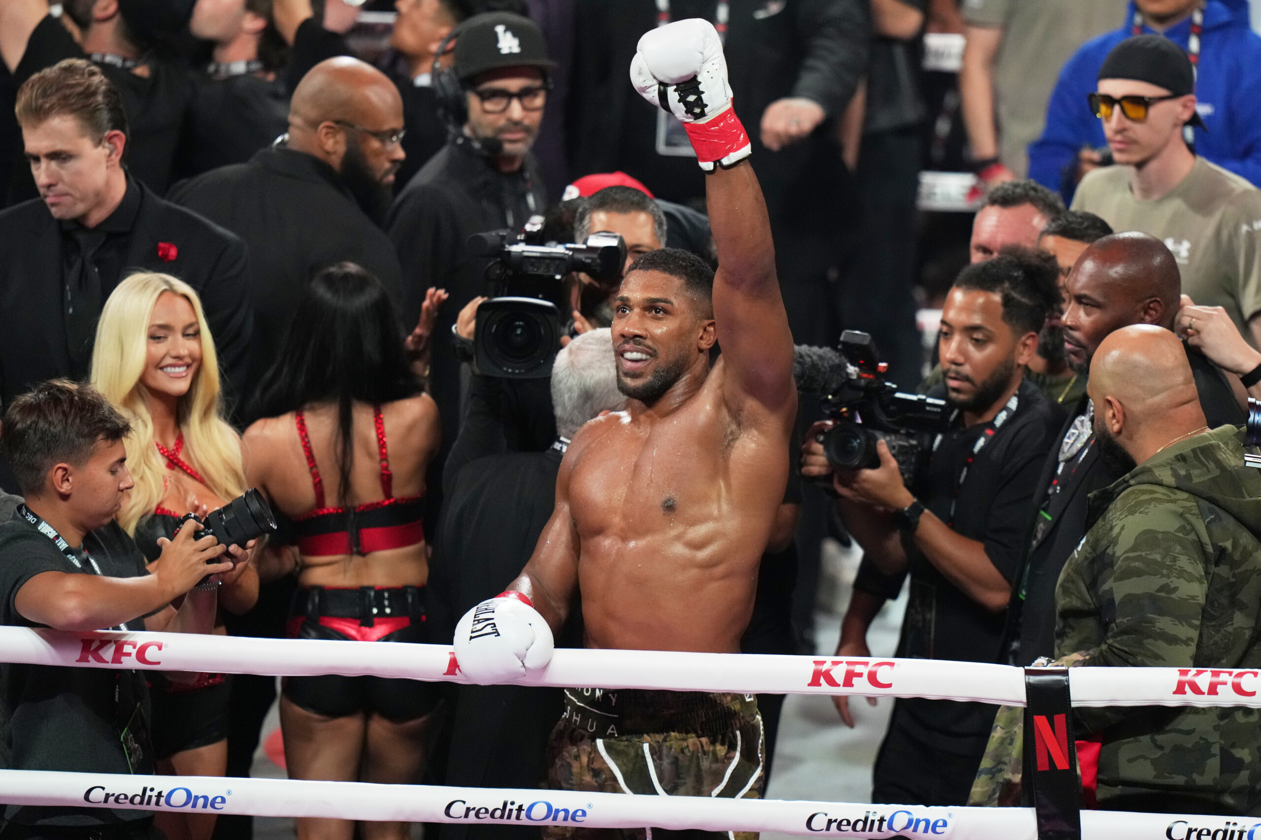 boxe joshua stable et conscient deux de ses amis decedes dans un accident scaled