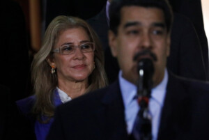 venezuela aujourdhui maduro et son epouse comparaitront devant le tribunal