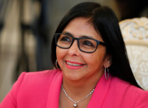 venezuela delcy rodriguez prete serment en tant que presidente par interim