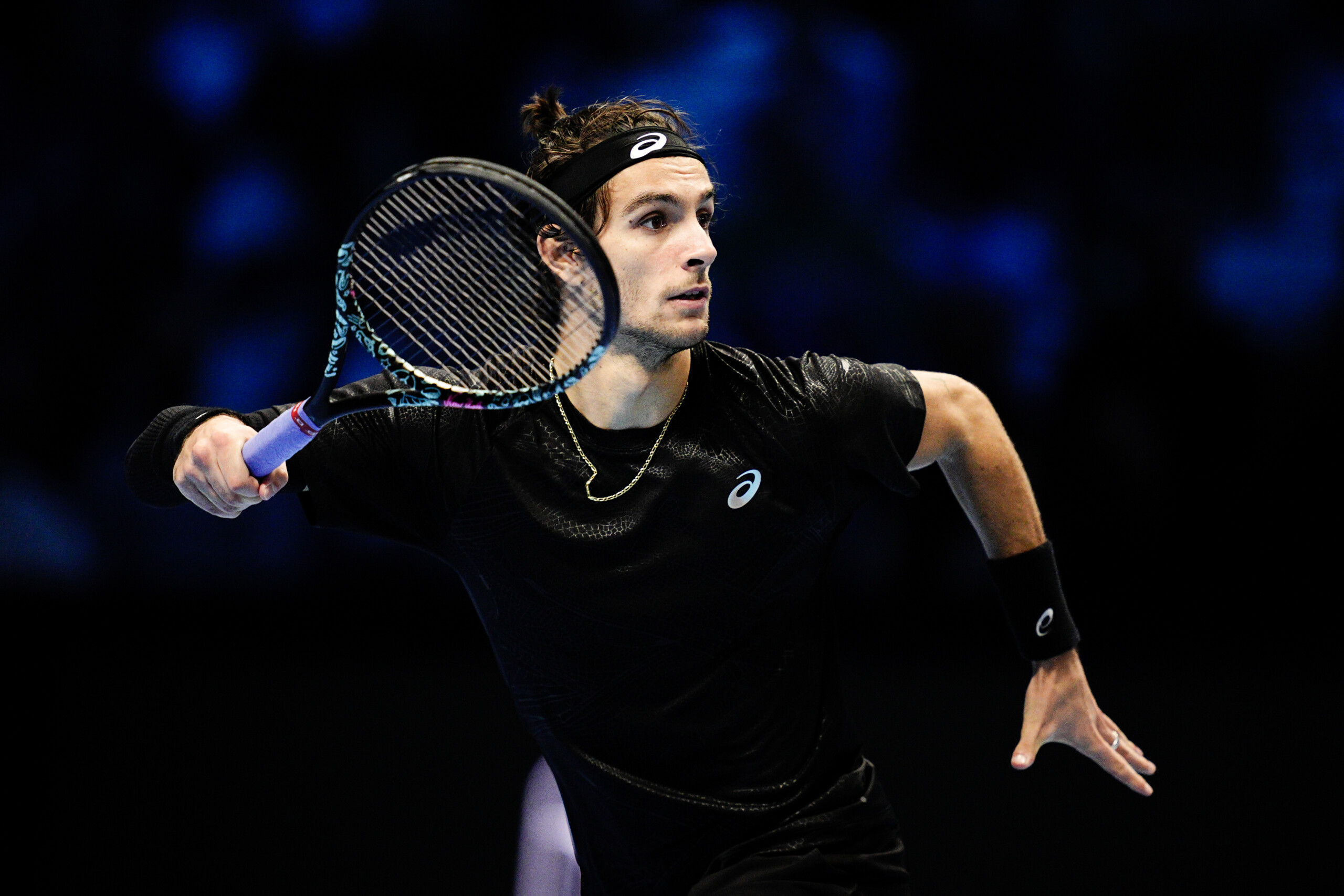 atp hong kong musetti remonte etcheverry et se qualifie pour les quarts de finale scaled