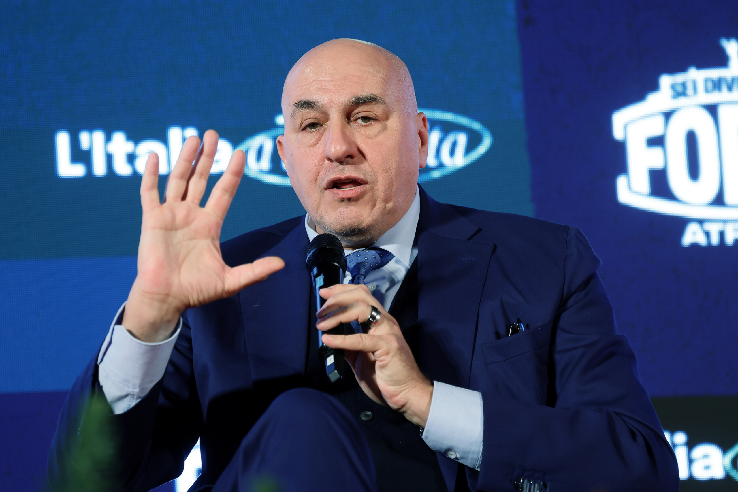 ukraine 15 janvier au parlement communications de crosetto sur le decret loi scaled