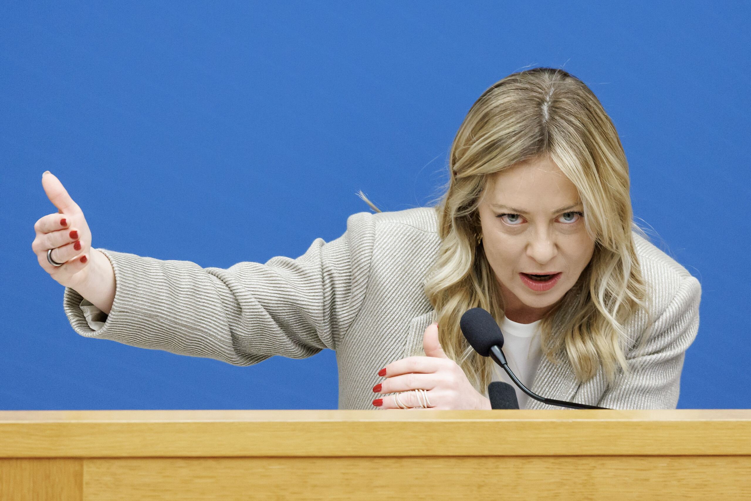 Crans-Montana, Meloni : « Ce n'est pas un accident, mais le résultat de personnes qui pensaient gagner de l'argent facilement » 1 crans montana meloni ce nest pas un accident mais le resultat de personnes qui pensaient gagner de largent facilement scaled