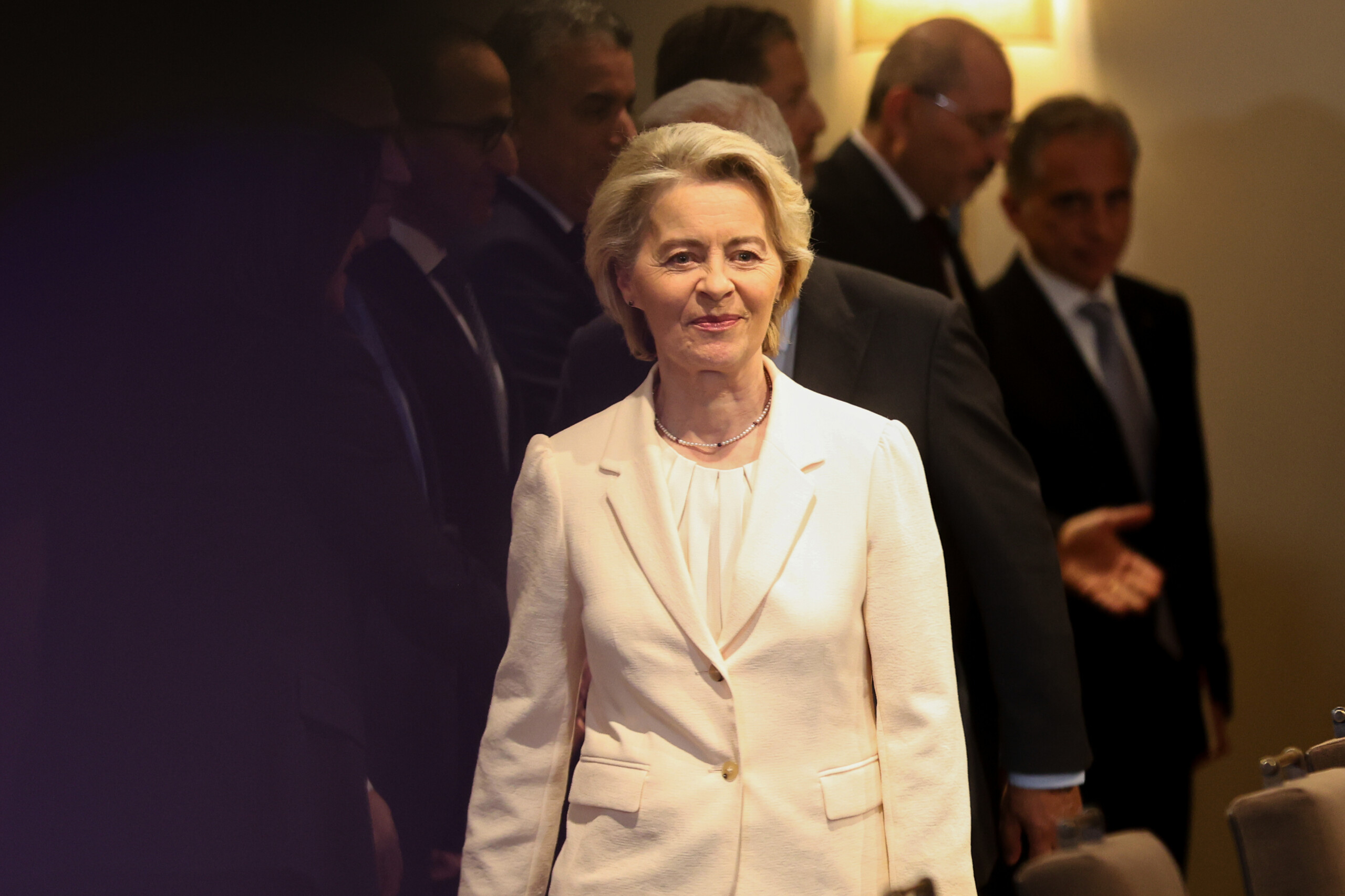 Syrie, von der Leyen à Damas : « L’UE fera tout pour la reprise » 1 syrie von der leyen a damas lue fera tout pour la reprise scaled