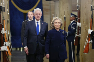 etats unis bill et hillary clinton refusent de temoigner devant la chambre sur laffaire epstein