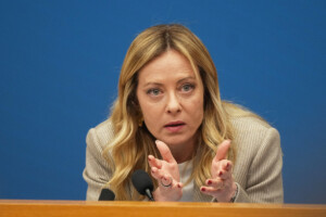 iran palazzo chigi forte preoccupation respecter les droits et la securite des manifestants