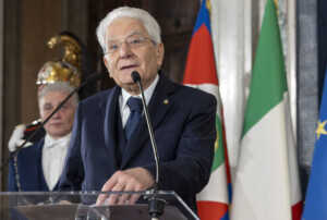 journalisme mattarella cest un antidote contre les abus et les manipulations du pouvoir