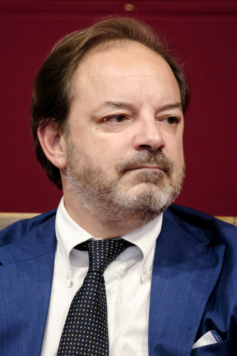 garant de la vie privee scorza je ne demissionnerai pas je nai jamais commis dirregularite