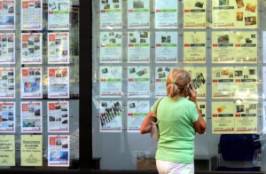 abi en decembre le taux des nouveaux prets immobiliers augmente a 337 les taux pour les entreprises a 364