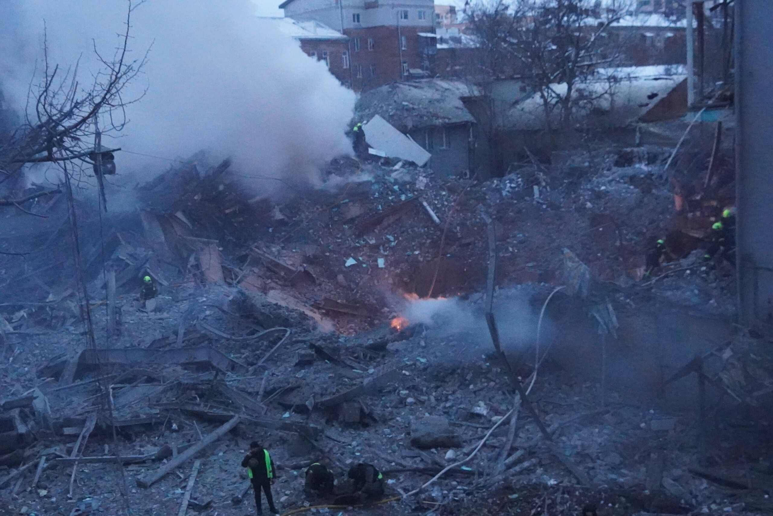 ukraine une femme tuee lors dune attaque russe a kharkiv scaled