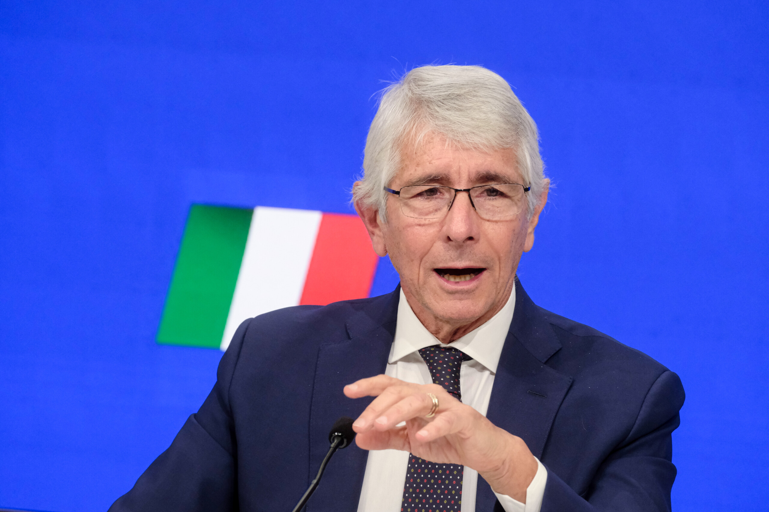 euro 2032 abodi pour le stade maradona choisissez manfredi et de laurentiis scaled