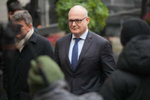 valentino gualtieri il a incarne rome et en a ete le temoin dans le monde entier