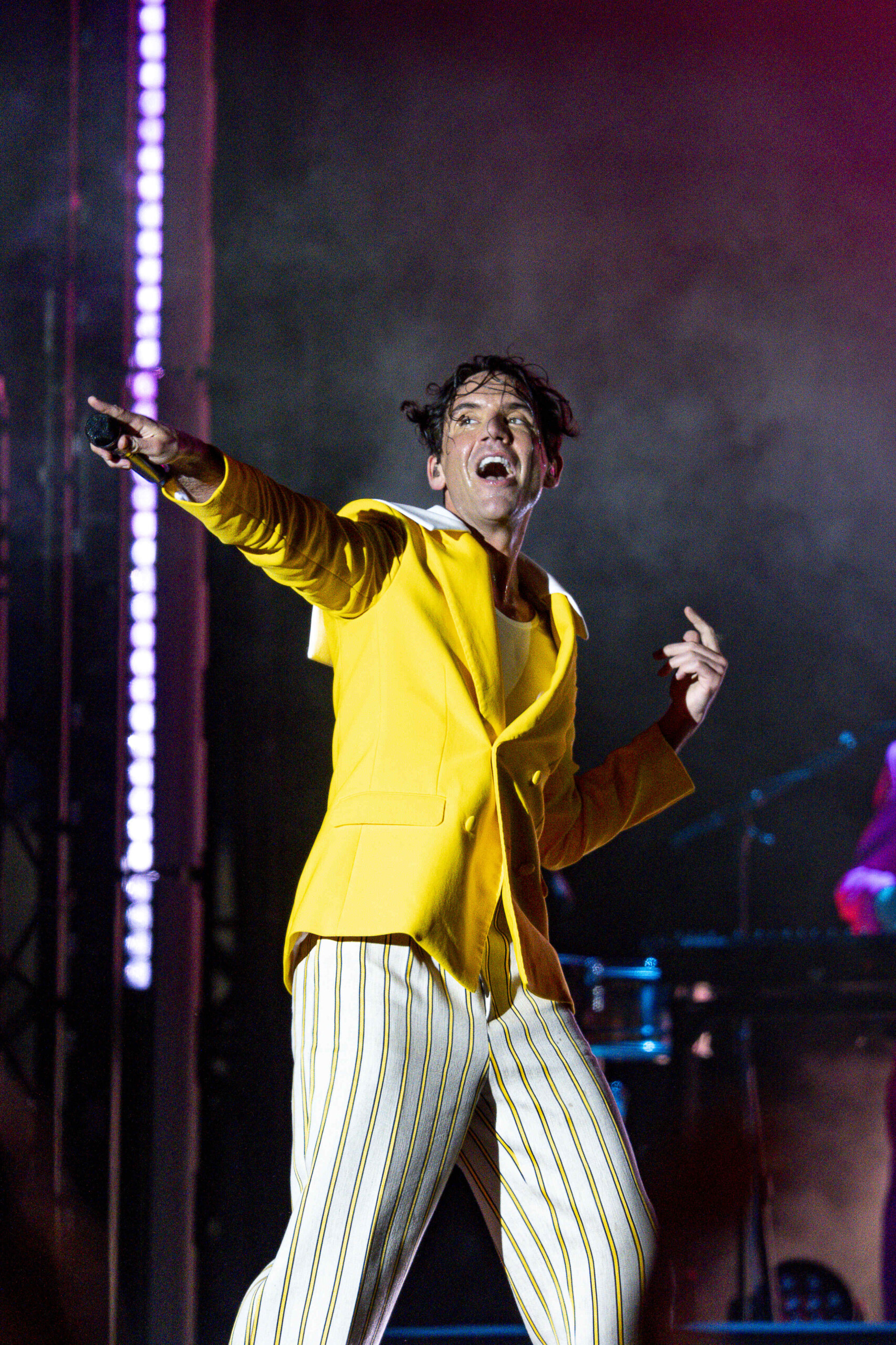 musique le nouvel album de mika hyperlove est desormais disponible scaled