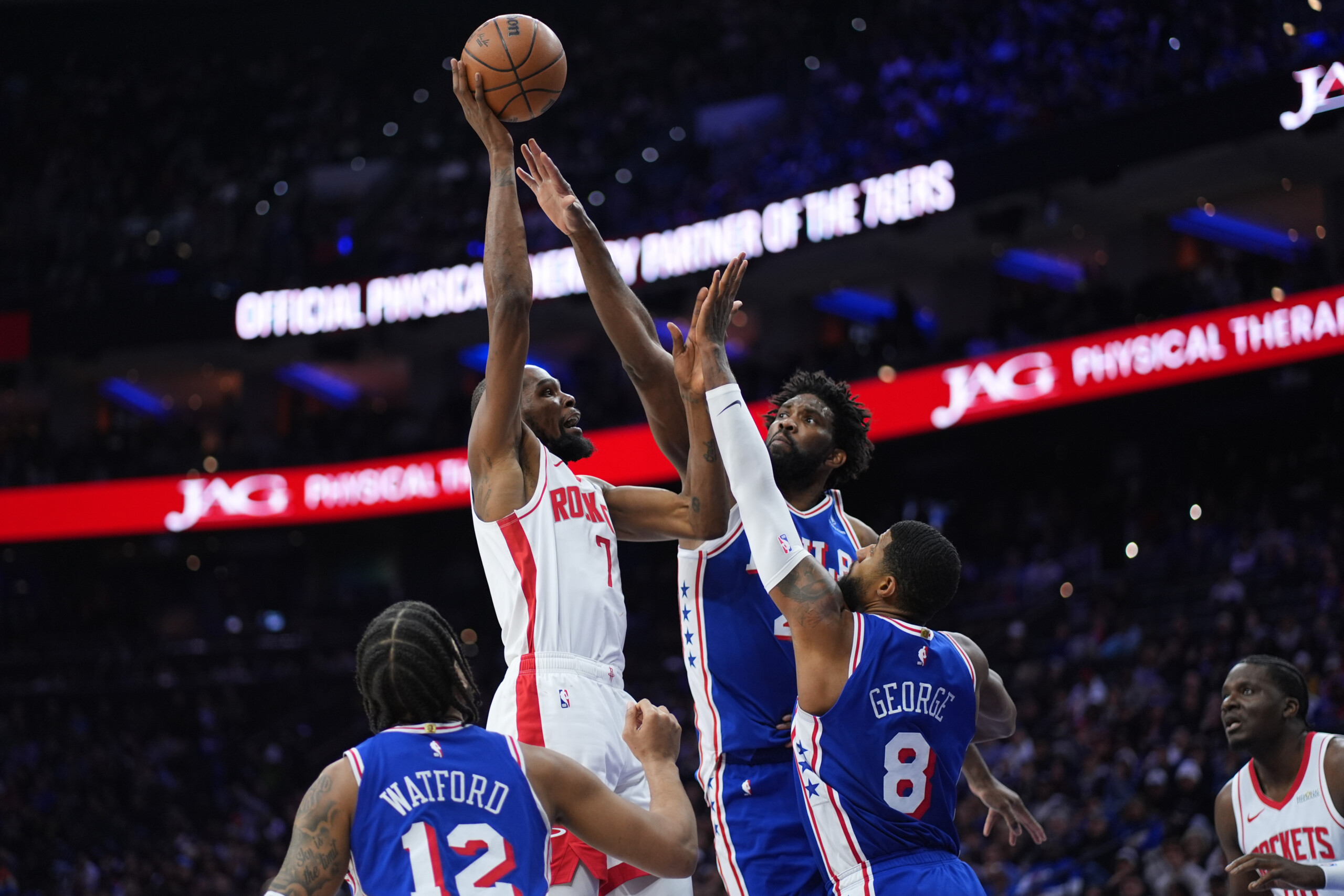 basket nba houston simpose a detroit indiana surprend le thunder scaled